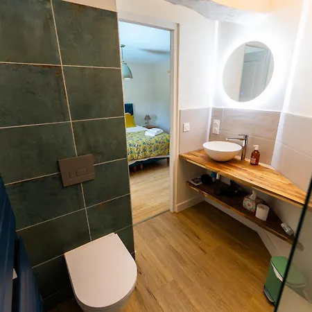 Les Martinets Bed & Breakfast 4*