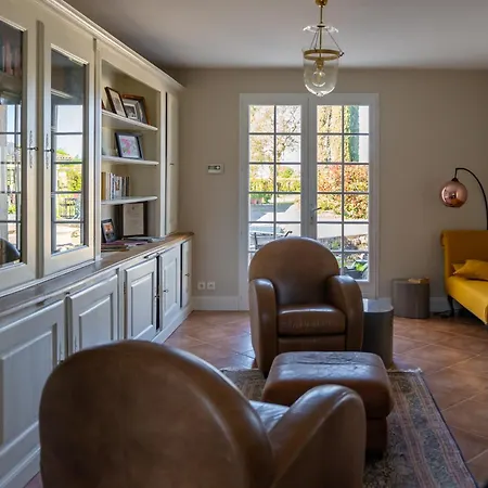 Les Martinets Bed & Breakfast