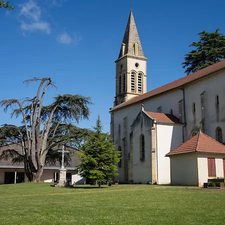 Les Martinets לינה וארוחת בוקר
