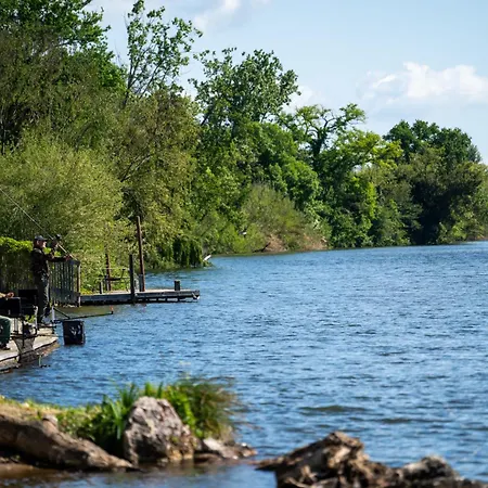 לינה וארוחת בוקר Les Martinets