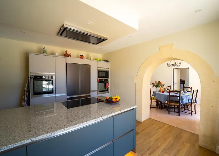 Les Martinets Bed & Breakfast Fongrave