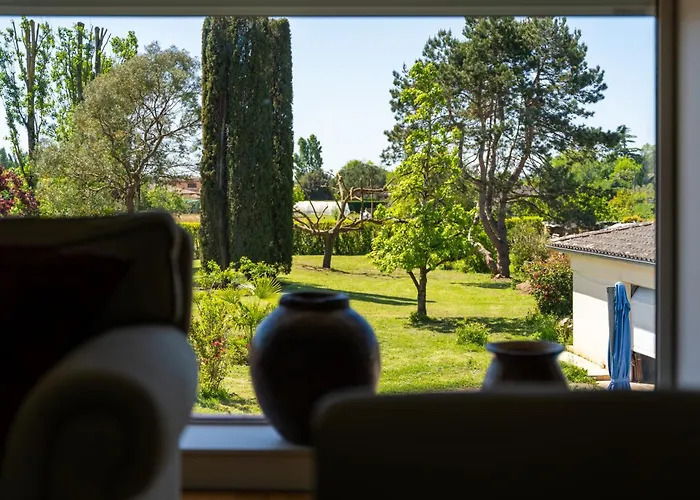 Les Martinets Bed & Breakfast