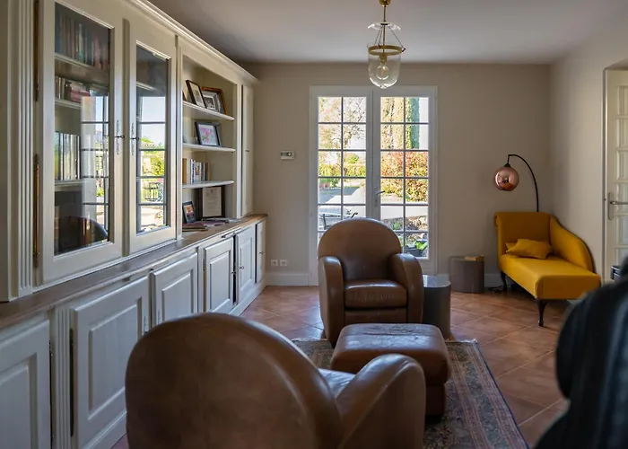 Les Martinets Bed & Breakfast